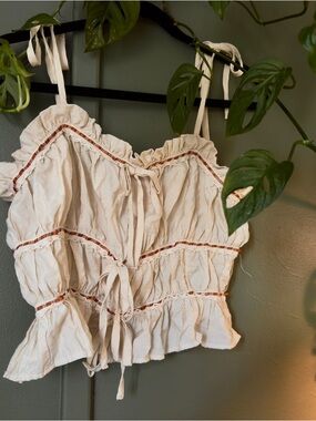 Dainty Cream Tie-Front Ruffle Lace Crop Top